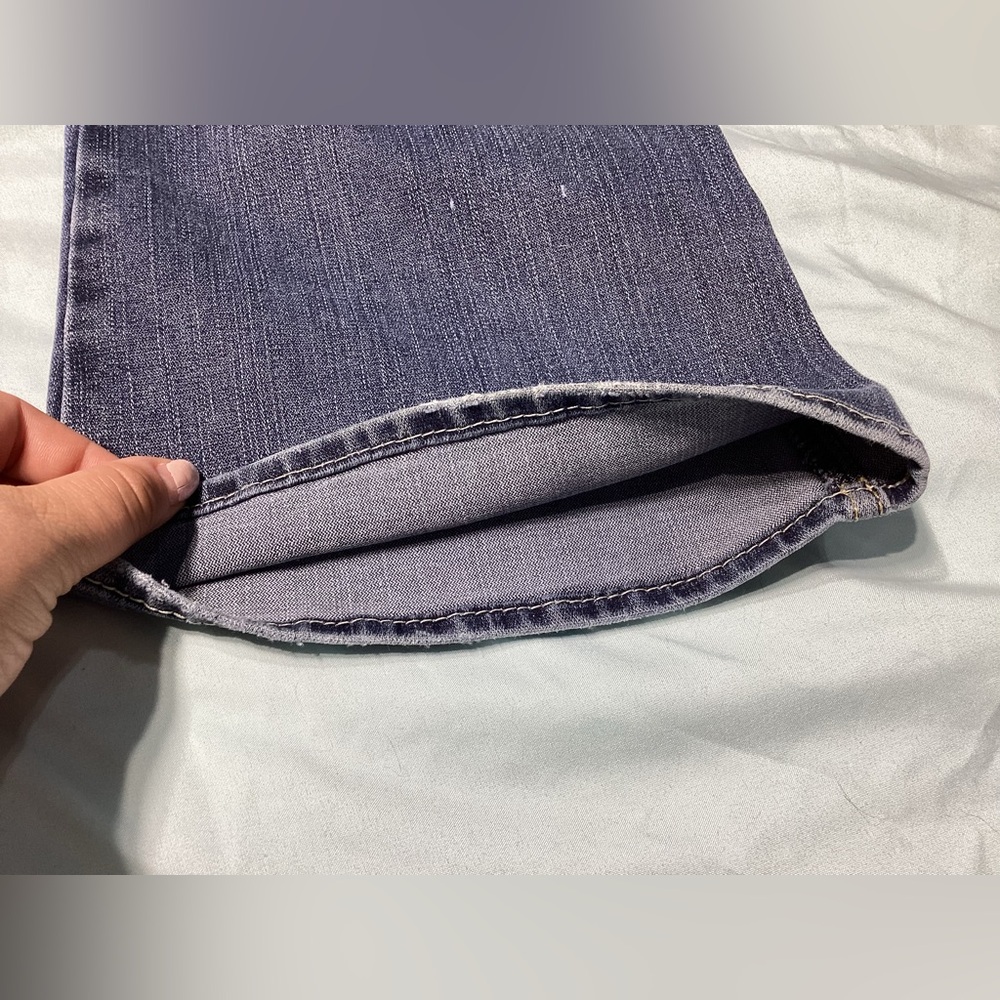 Silver Jeans Aiko Bootcut Medium Wash Size 27X31 (US 4) - Picture 7 of 15